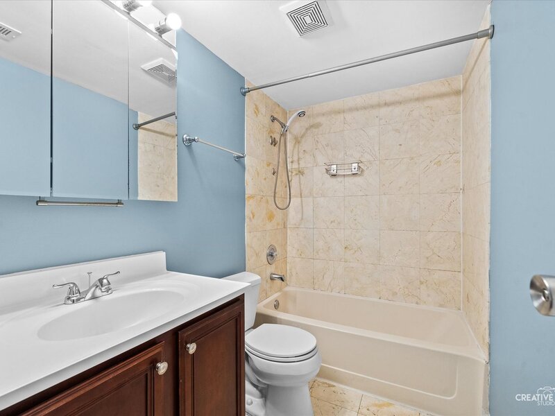 2250 Abbeywood Drive Lisle IL 60532