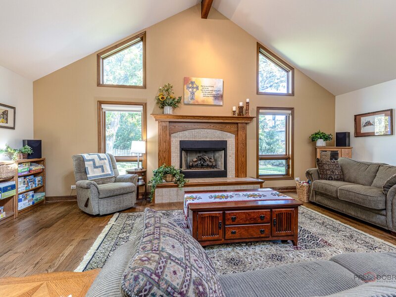 92 Golfview Road Lake Zurich IL 60047