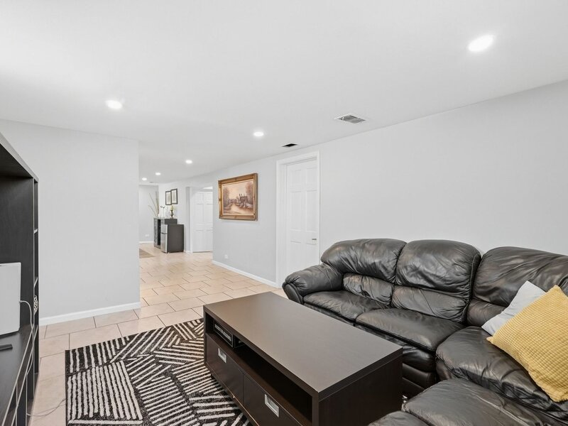 2416 Ernst Street Franklin Park IL 60131