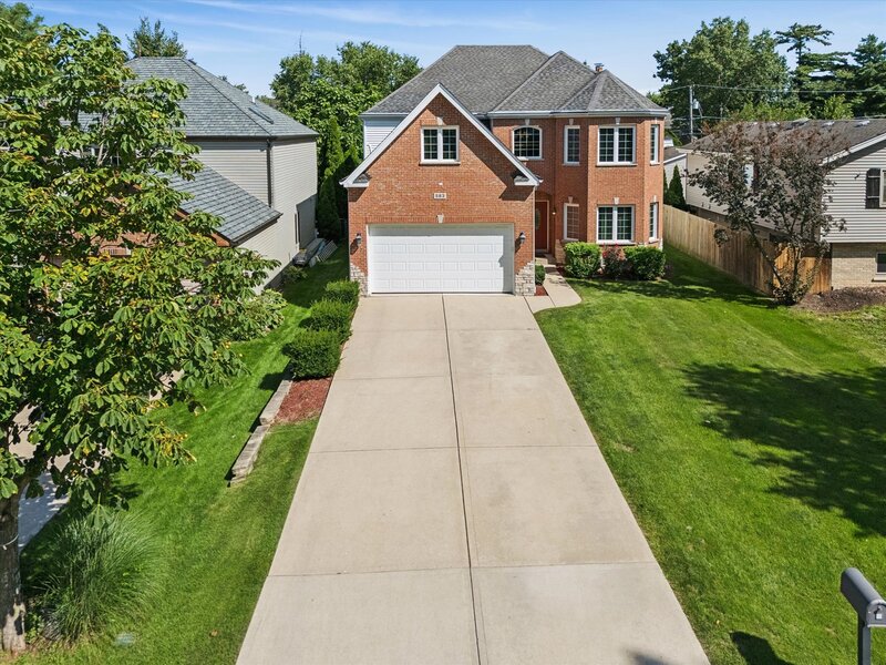 583 W Fay Avenue Elmhurst IL 60126