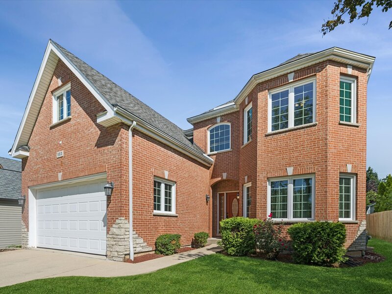 583 W Fay Avenue Elmhurst IL 60126