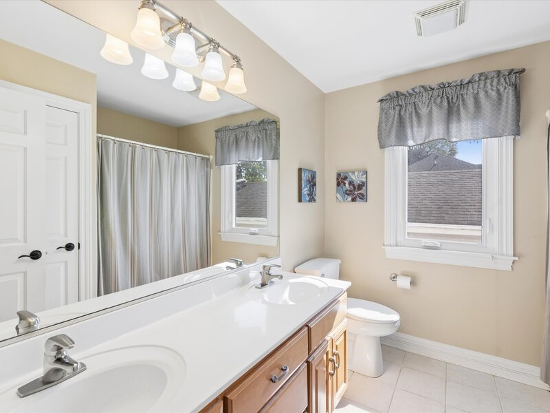 583 W Fay Avenue Elmhurst IL 60126