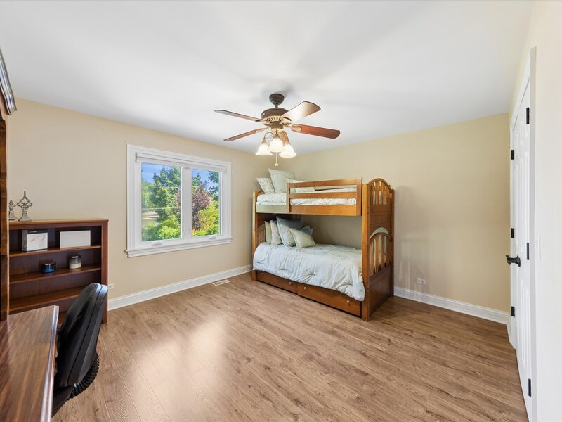 583 W Fay Avenue Elmhurst IL 60126