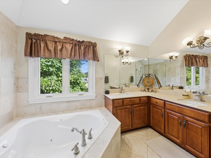 583 W Fay Avenue Elmhurst IL 60126