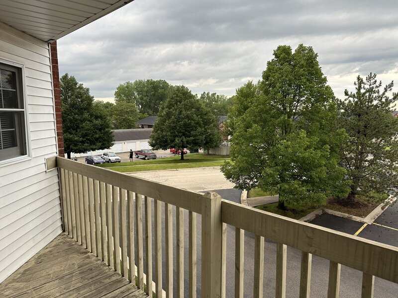 551 Leah Lane Woodstock IL 60098