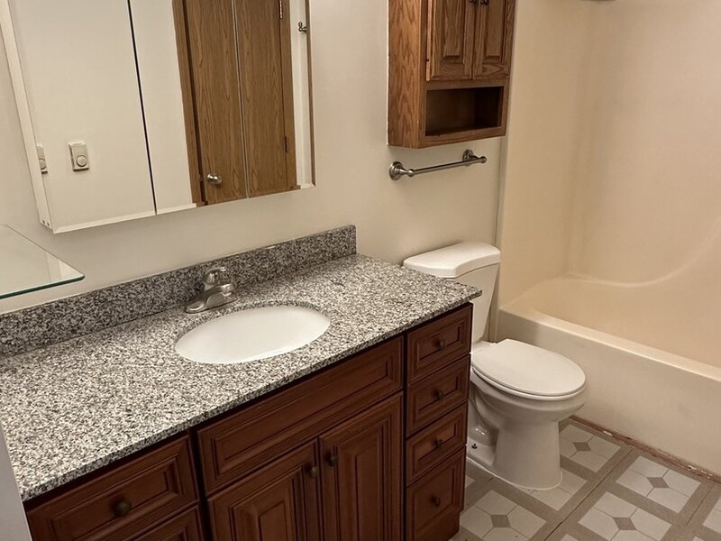 551 Leah Lane Woodstock IL 60098