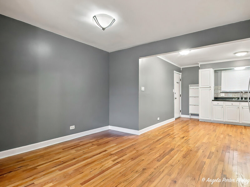 9402 Bay Colony Drive Des Plaines IL 60016