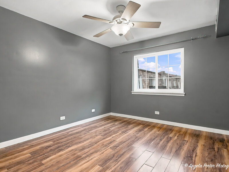 9402 Bay Colony Drive Des Plaines IL 60016
