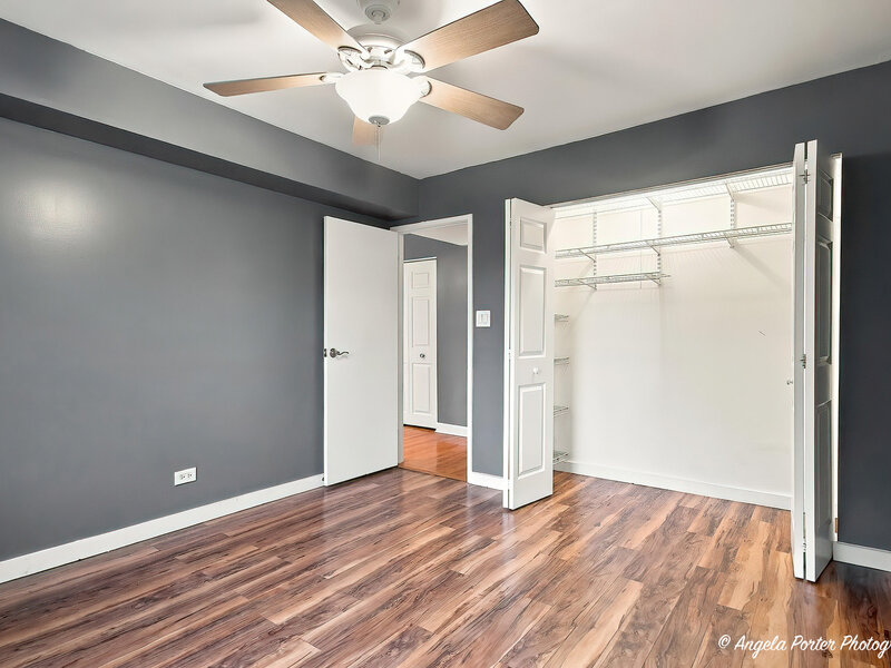 9402 Bay Colony Drive Des Plaines IL 60016