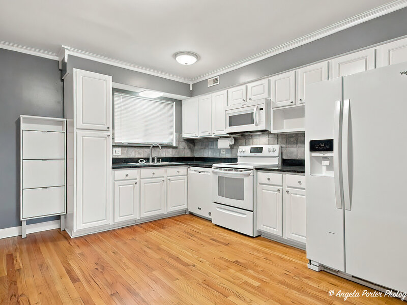 9402 Bay Colony Drive Des Plaines IL 60016