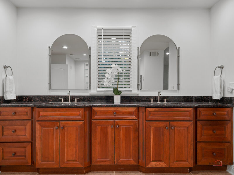 26792 W Lakeview Drive Lake Barrington IL 60084