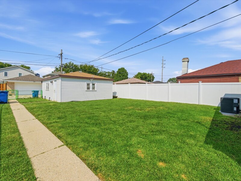 3536 Ernst Street Franklin Park IL 60131