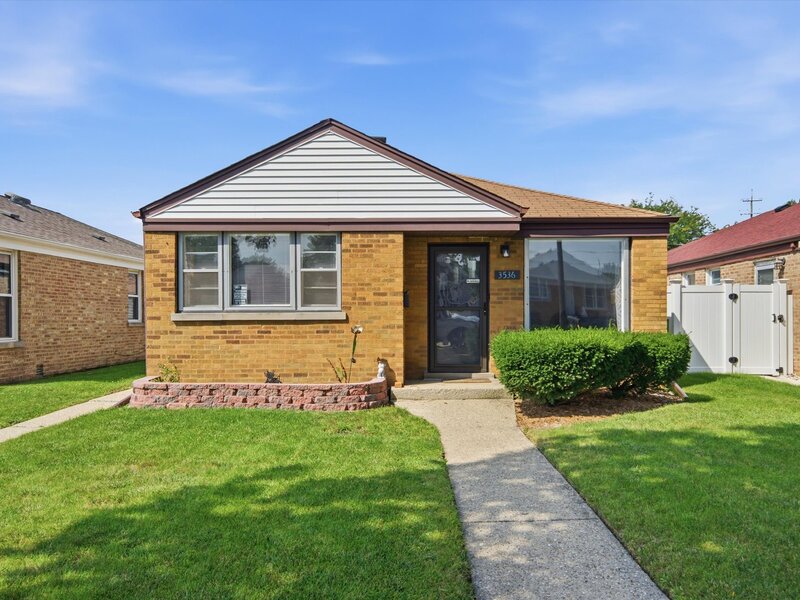 3536 Ernst Street Franklin Park IL 60131