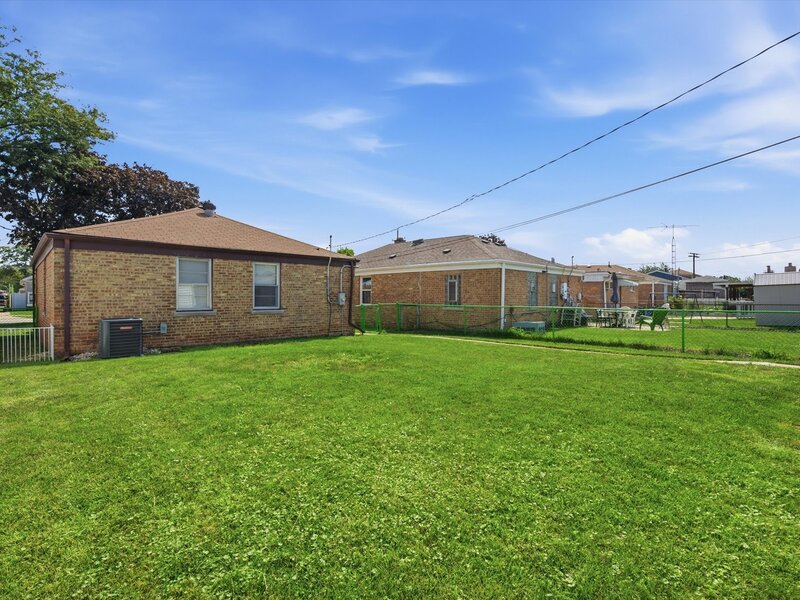 3536 Ernst Street Franklin Park IL 60131
