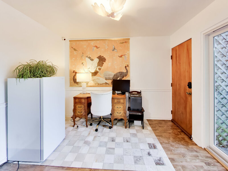 5853 N Glenwood Avenue Chicago IL 60660