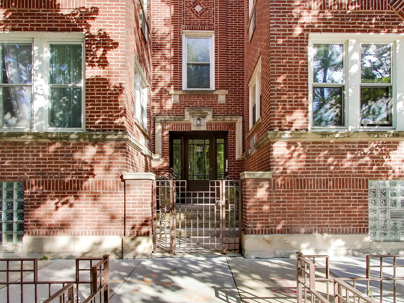 5853 N Glenwood Avenue Chicago IL 60660