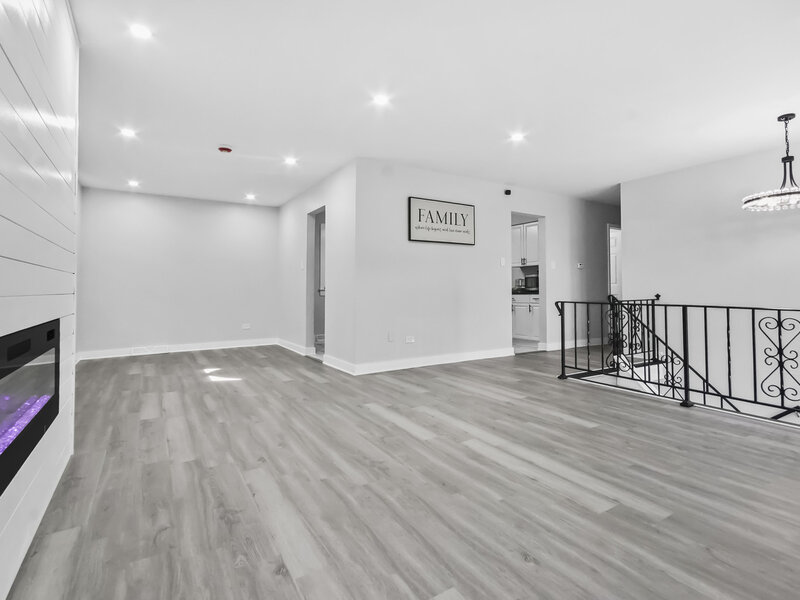 17000 Pine Court Hazel Crest IL 60429
