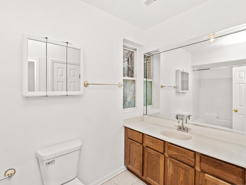 7012 S Paxton Avenue Chicago IL 60649