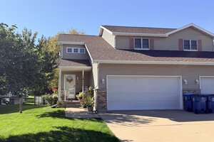 Photo of 213 Oakwood Avenue Oglesby IL 61348
