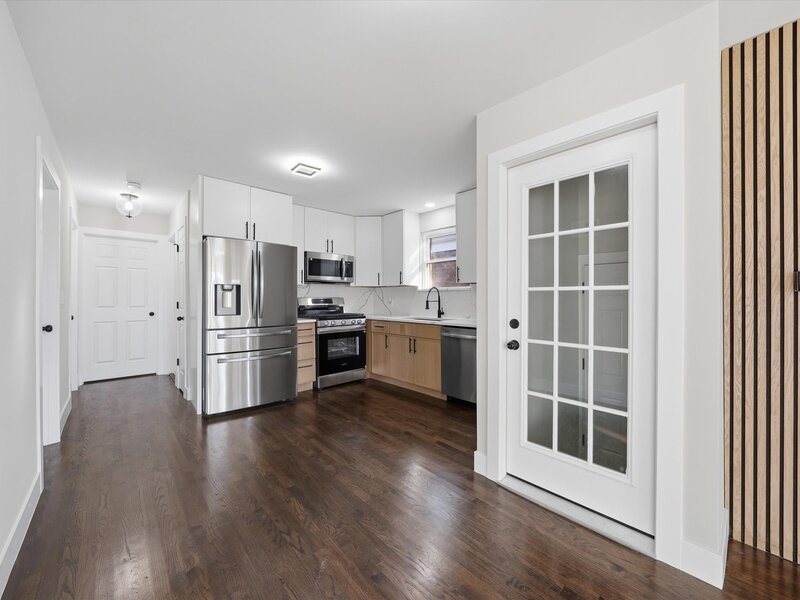 4541 S Leclaire Avenue Chicago IL 60638