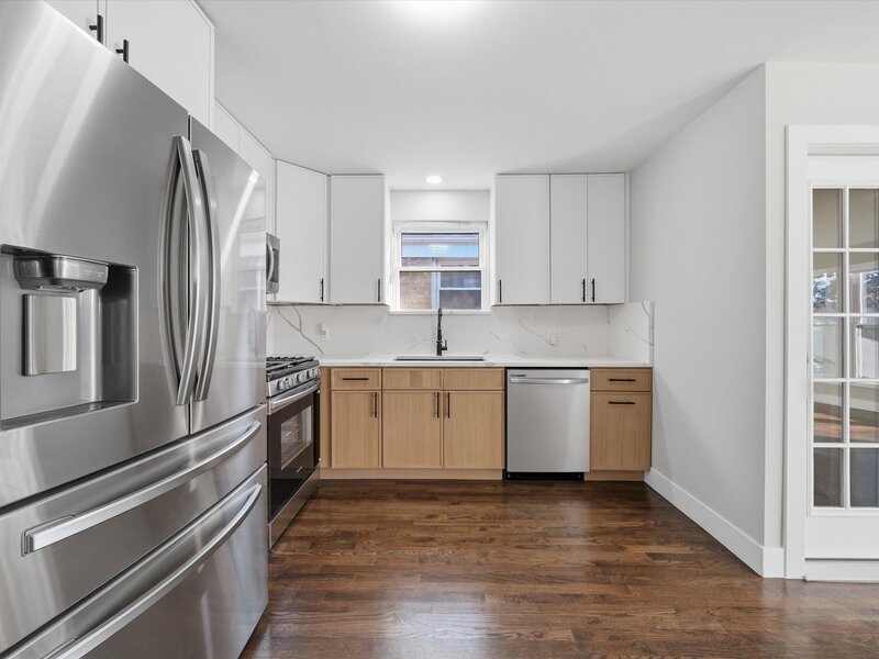 4541 S Leclaire Avenue Chicago IL 60638