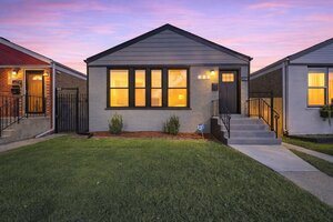 Photo of 4541 S Leclaire Avenue Chicago IL 60638