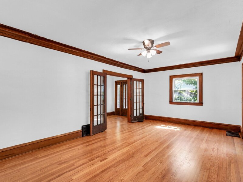 312 W White Street Champaign IL 61820