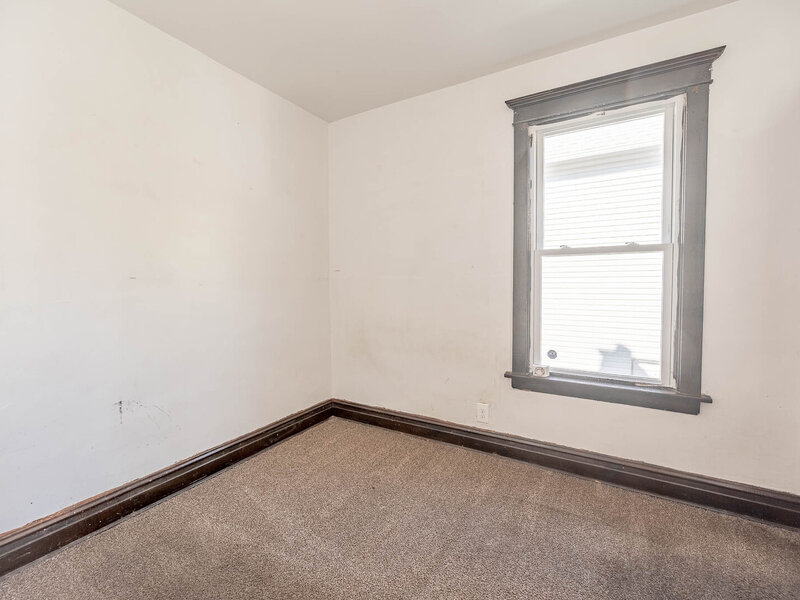 10222 S Indiana Avenue Chicago IL 60628