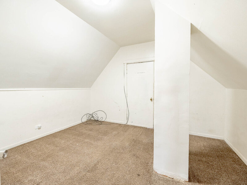 10222 S Indiana Avenue Chicago IL 60628