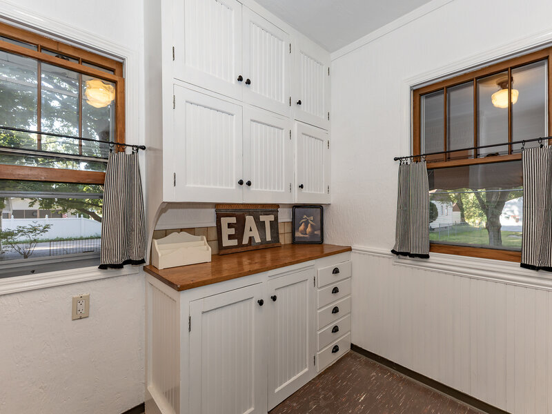 1402 28th Avenue Moline IL 61265