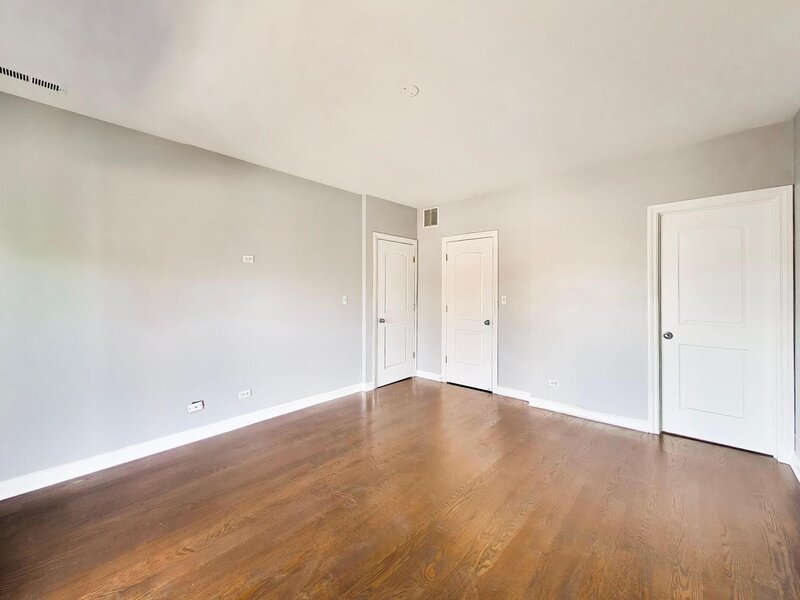 3535 S Prairie Avenue Chicago IL 60653