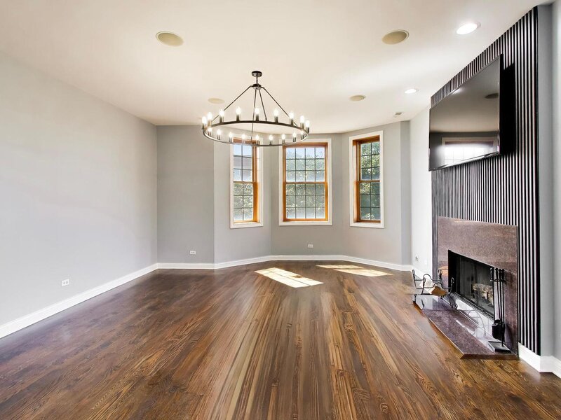 3535 S Prairie Avenue Chicago IL 60653