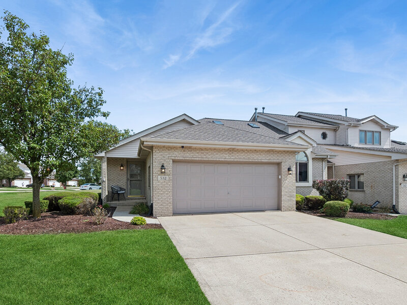 532 Lisson New Lenox IL 60451