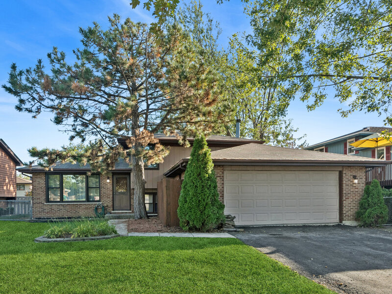 8959 W 169th Place Orland Hills IL 60477
