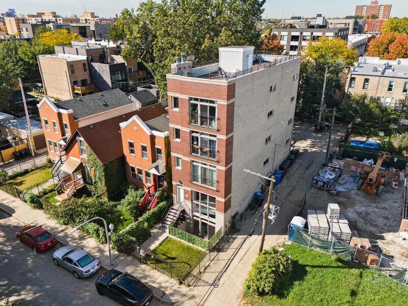 116 S Bell Avenue Chicago IL 60612