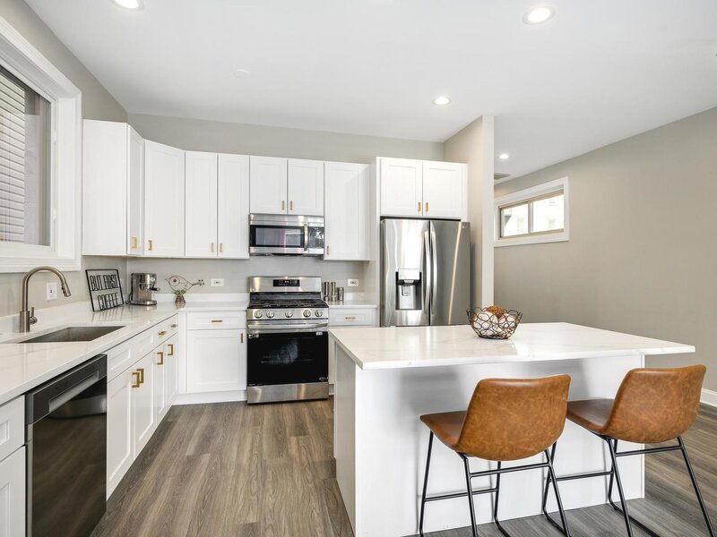 116 S Bell Avenue Chicago IL 60612