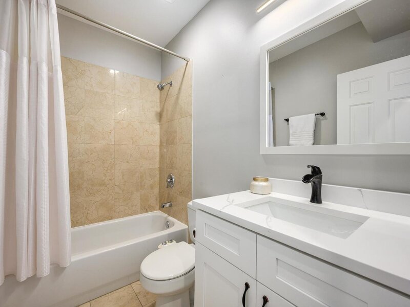 116 S Bell Avenue Chicago IL 60612
