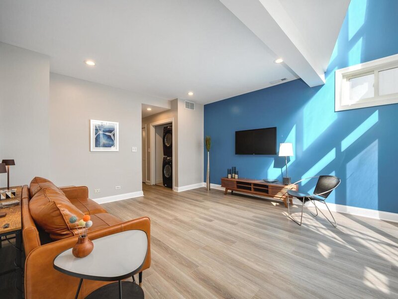 116 S Bell Avenue Chicago IL 60612