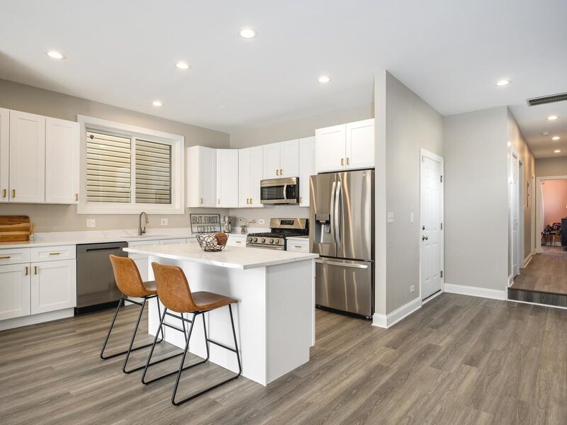 116 S Bell Avenue Chicago IL 60612