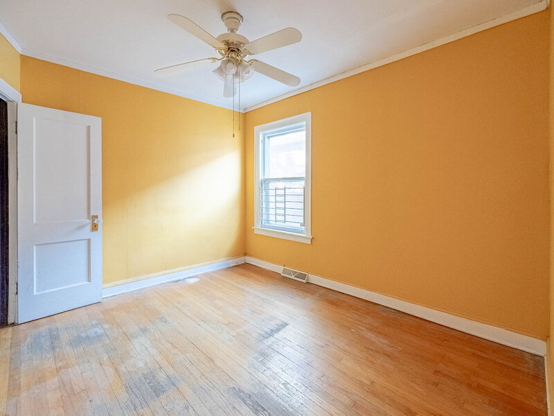 8343 S Dorchester Avenue Chicago IL 60619