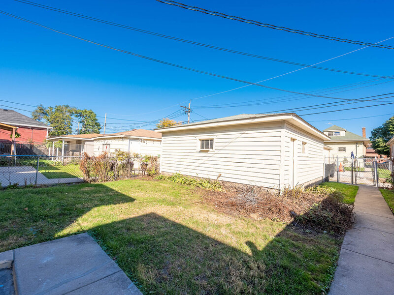 8343 S Dorchester Avenue Chicago IL 60619
