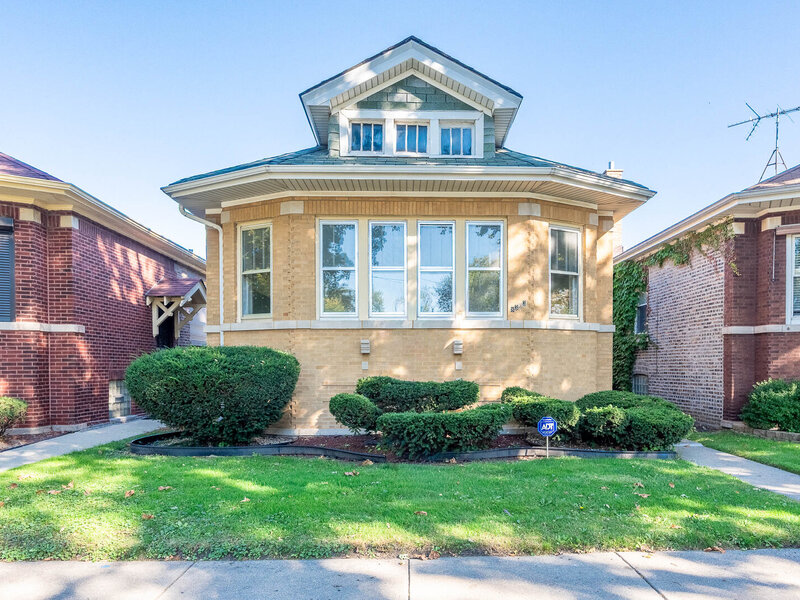 8343 S Dorchester Avenue Chicago IL 60619