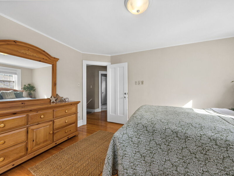 165 Forest Avenue Glen Ellyn IL 60137