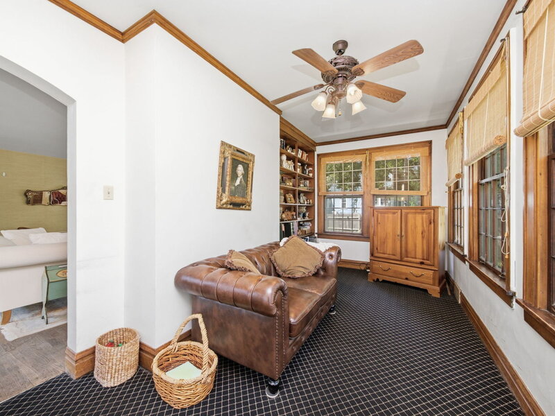 1249 Maple Avenue Downers Grove IL 60515