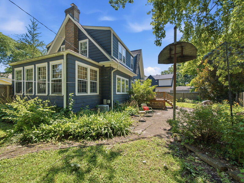 1249 Maple Avenue Downers Grove IL 60515