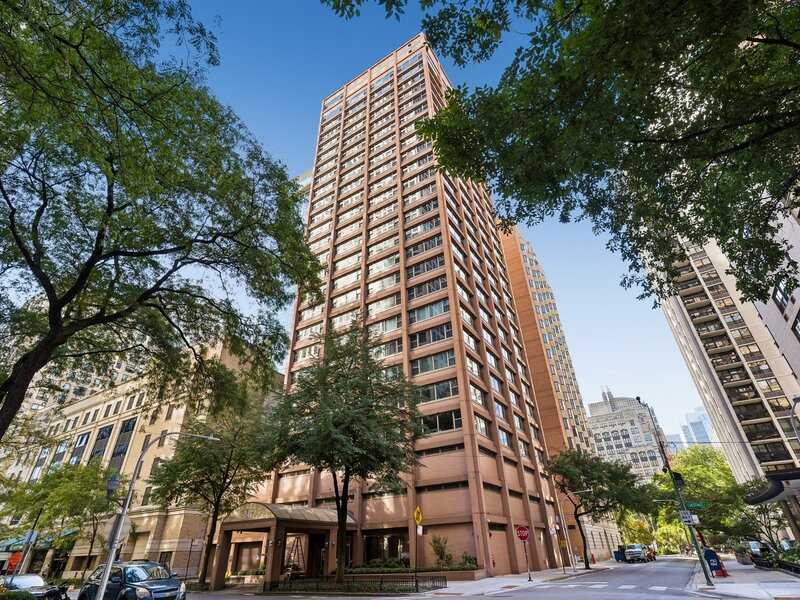 247 E Chestnut Street Chicago IL 60611