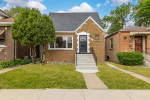 Photo of 9606 S Morgan Street Chicago IL 60643