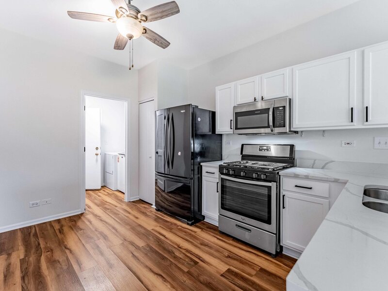 2525 Looking Glass Court Aurora IL 60502