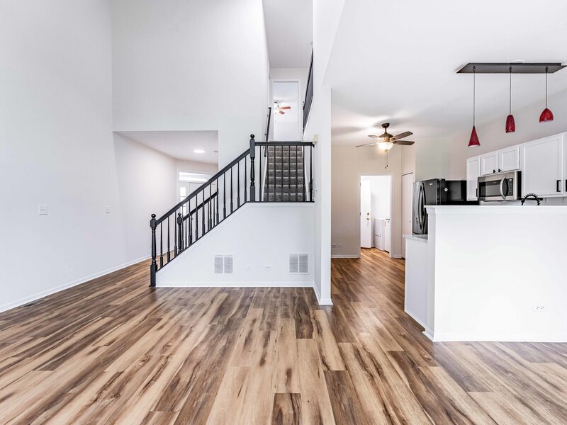 2525 Looking Glass Court Aurora IL 60502