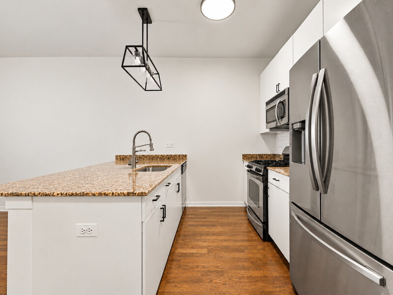 437 W Division Street Chicago IL 60610
